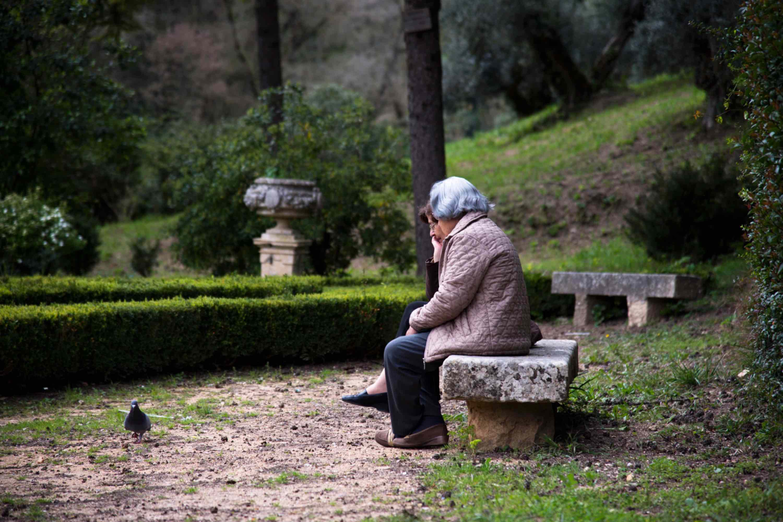 Όταν οι σκέψεις γίνονται αλήθειες: Πώς να δημιουργούμε χώρο ανάμεσα σε αυτά που σκεφτόμαστε